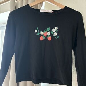 Lisa Says Gah Strawberry Flower Black Cropped Tee